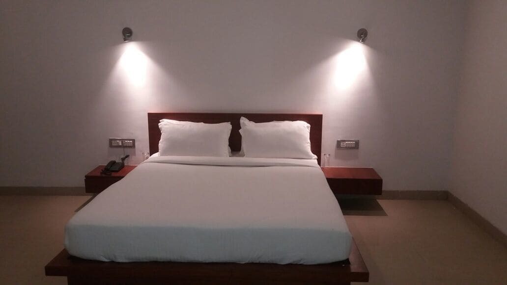 Hotel Tania Searock Daman Kültér fotó